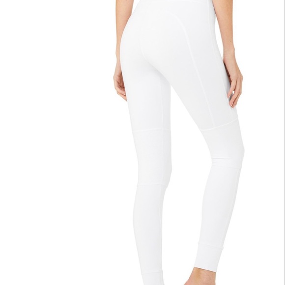 Alo Leggings - Picture 4 of 4